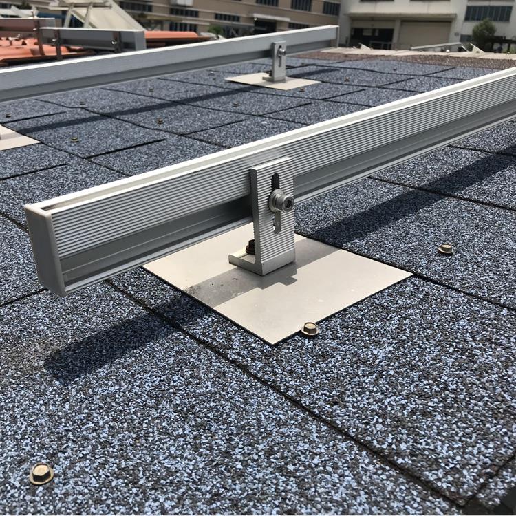 L Flanco de pies Aplicación de montaje solar para Tile Roofs.jpg L Foot Flashing Application of Solar Mounting for Tile Roofs.jpg